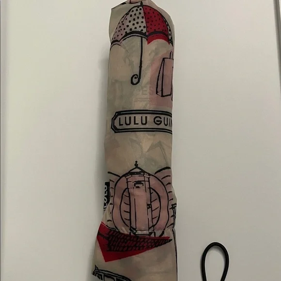 LULU by Lulu Guinness london umbrella. push button to open, pull down to close. - Picture 3 of 8